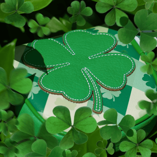FOUR-LEAF CLOVER BINAURAL MAGNET DF3 GOLF PUTTER COVER - Funky HeadcoversFOUR-LEAF CLOVER BINAURAL MAGNET DF3 GOLF PUTTER COVERFunky HeadcoversFunky HeadcoversB6013202FOUR-LEAF CLOVER BINAURAL MAGNET DF3 GOLF PUTTER COVER